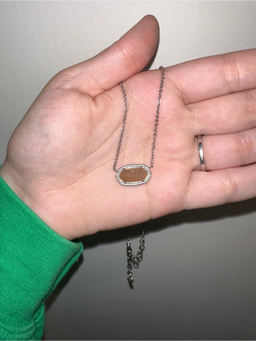 Kendra scott Necklace with Brown Stone Pendant